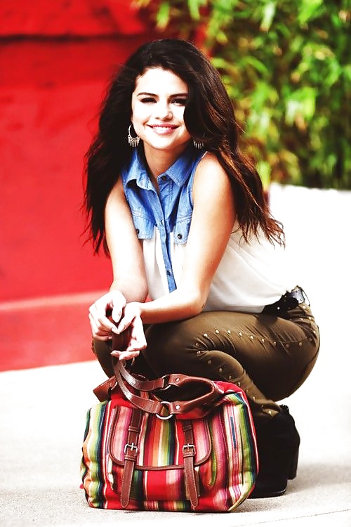 Selena Gomez #34758566