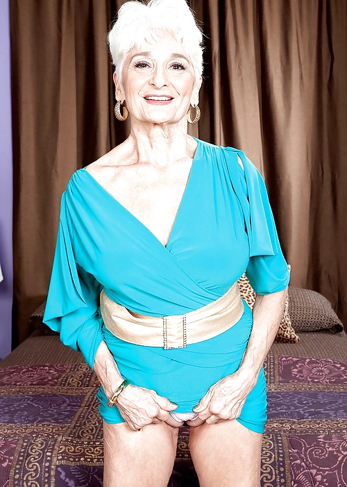 GRANNIES - The 8th Wonder Of The World! #35010255