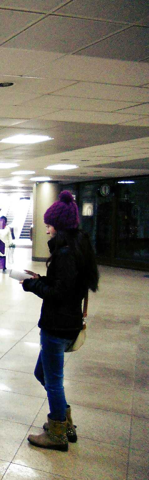 Spion Alt + Jung In Bus, Straßenbahn, Tren Rumänisch #25111153