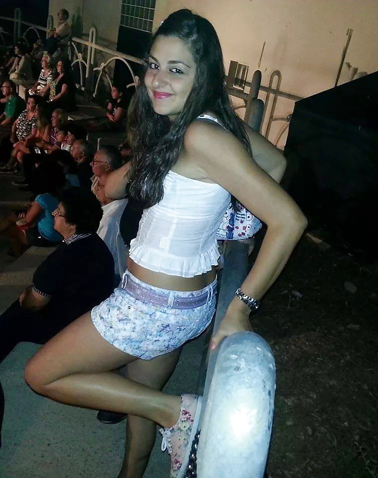 ¿Quieres llenar su coño con su esperma caliente? comentarios pls
 #39595037