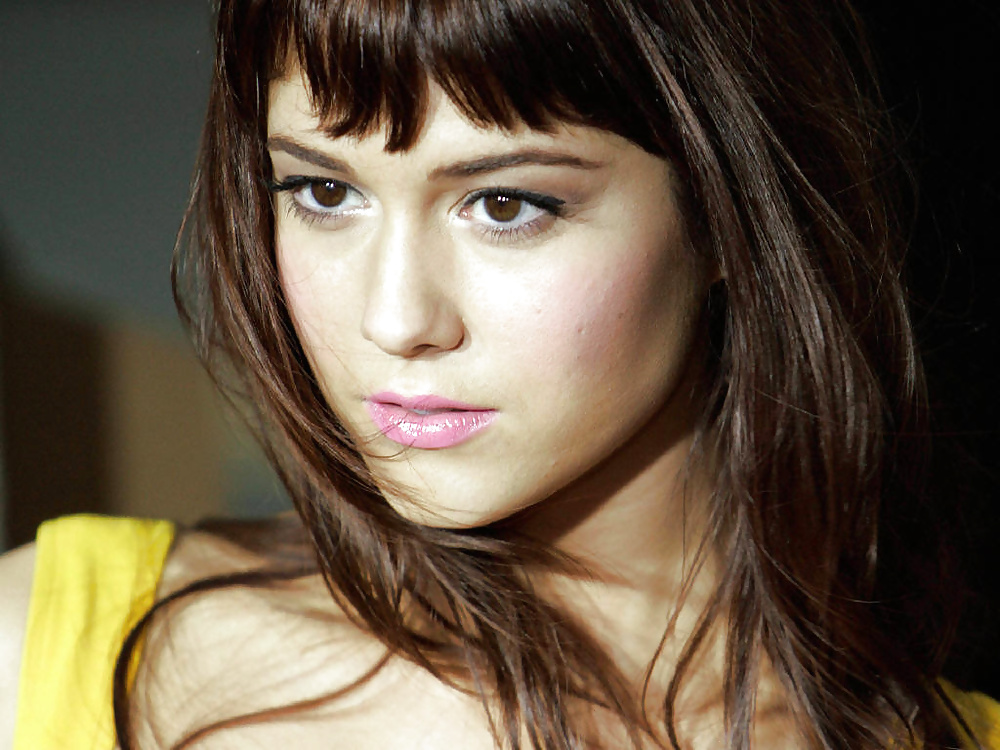 Mary Elizabeth Winstead #24530112