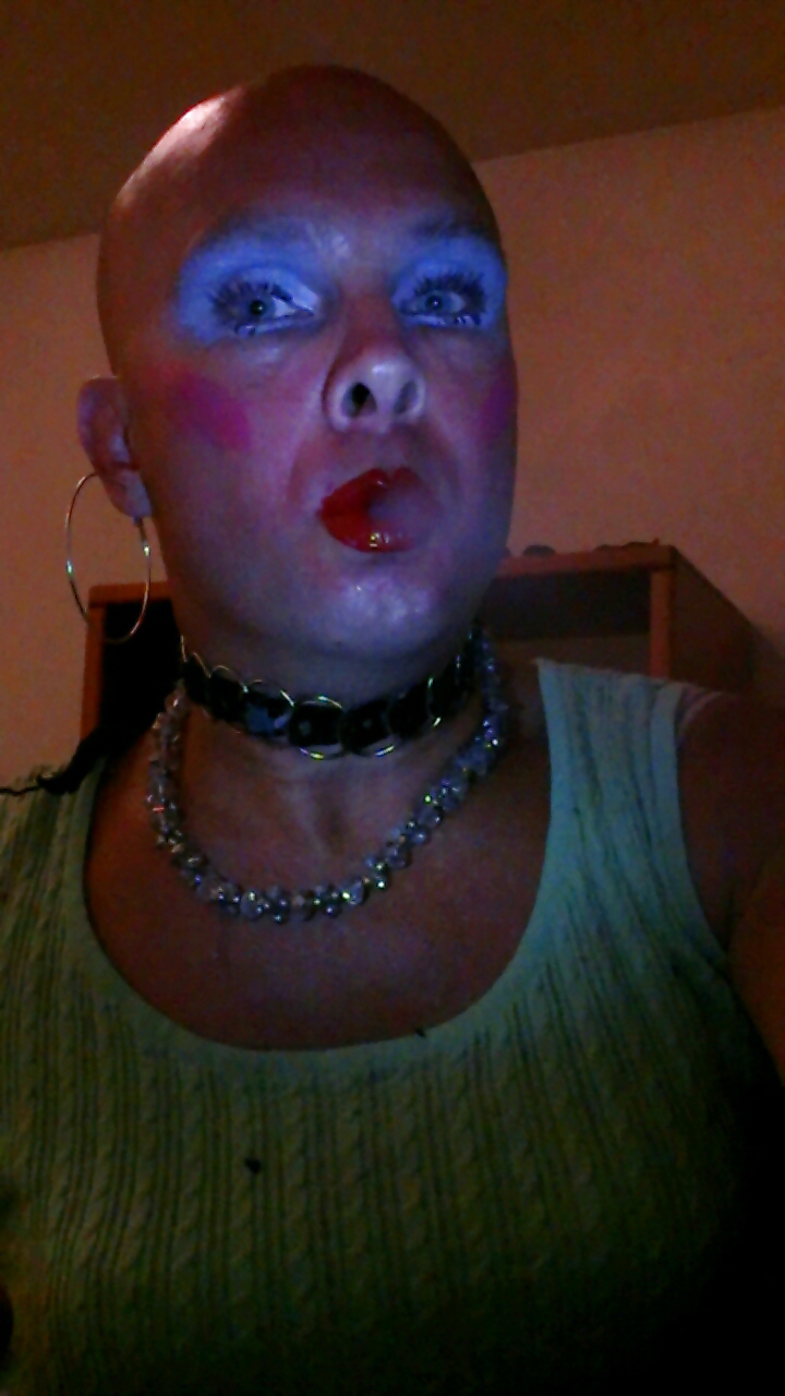 SHINEY LIPSTICK LIPS NEED TO SUCK DICK #37304848