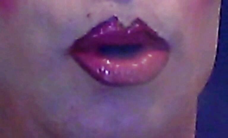 SHINEY LIPSTICK LIPS NEED TO SUCK DICK #37304900