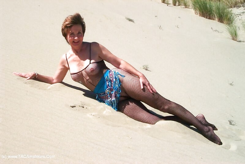 Only the best amateur mature ladies at the beach 6. #33834686
