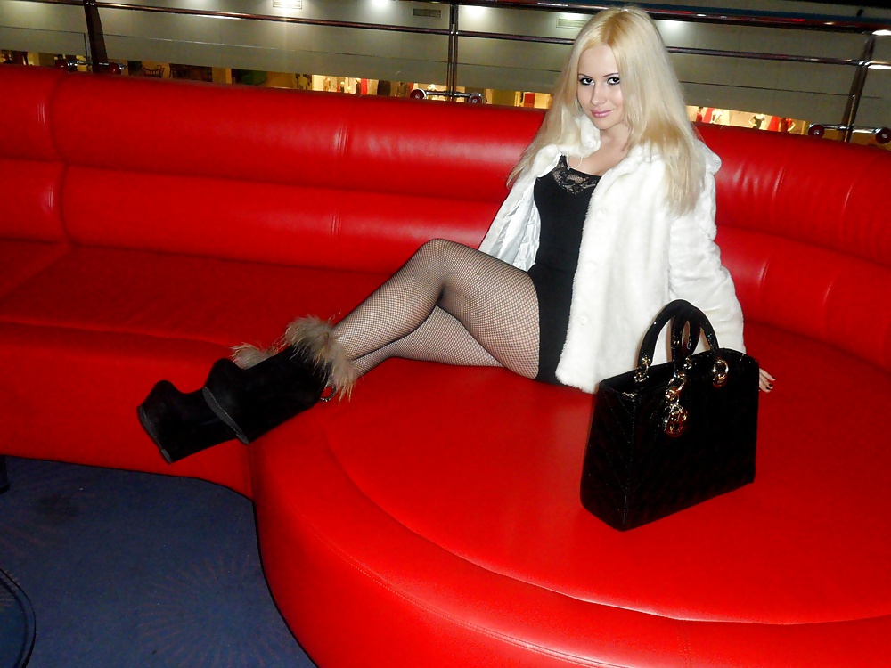 Tan guarra
 #39726819