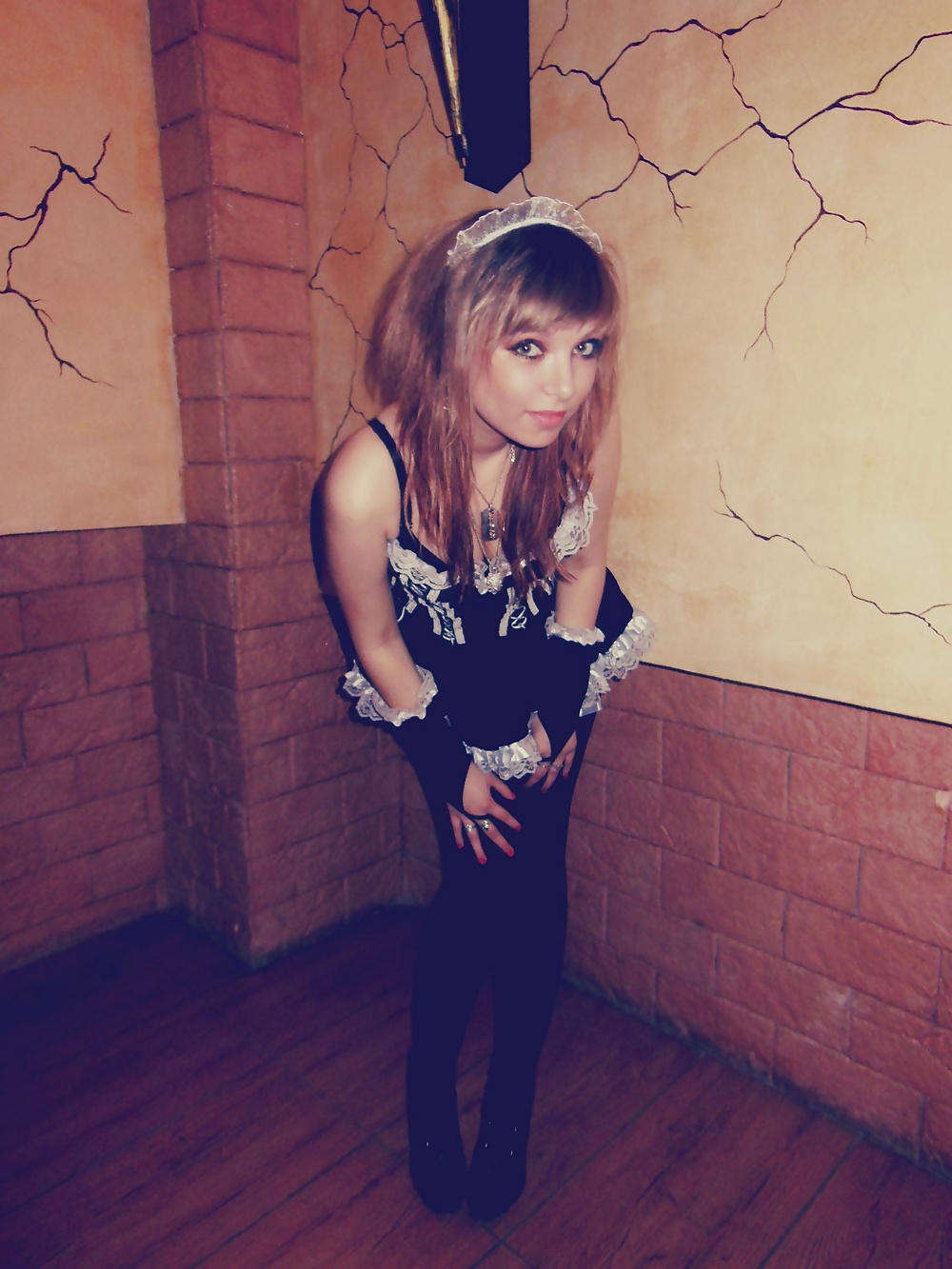 Tan guarra
 #39726905