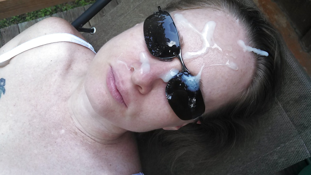 Facial 12
 #33561880