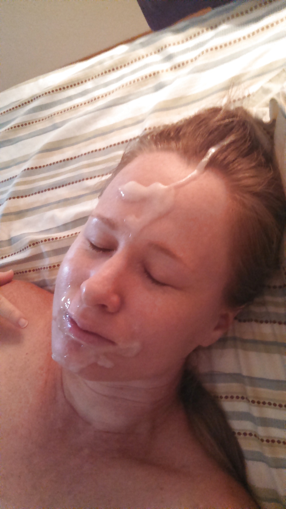 Facial 12
 #33561894