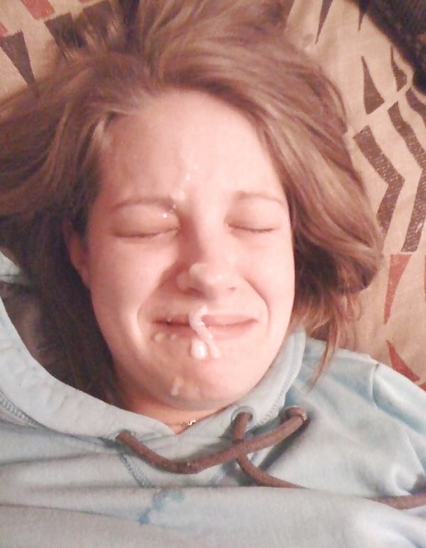 Facial 12
 #33561900