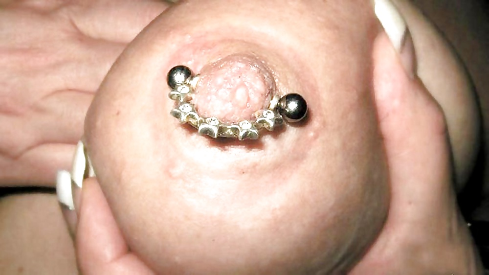 Tutte le sexy piercing capezzoli e fighe
 #26629862