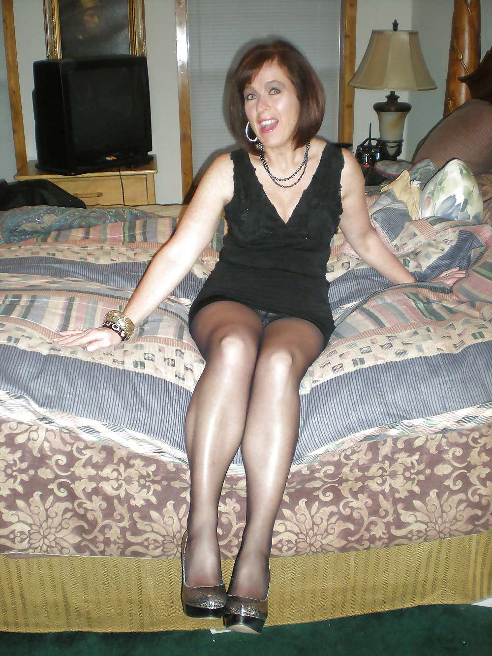 She's Sexy In Her Pantyhose!!! #38911968