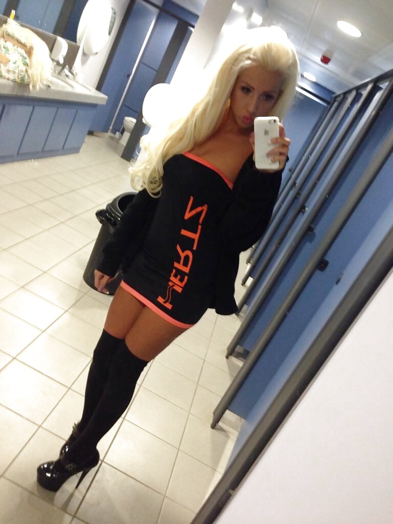 私をもっと見る
 #39401025