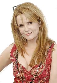 Lea thompson
 #37683506