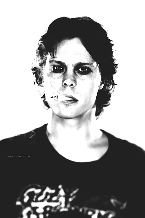 Ville valo
 #33360375