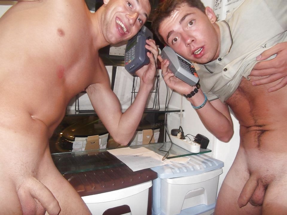 Cosas calientes con otros
 #27930807