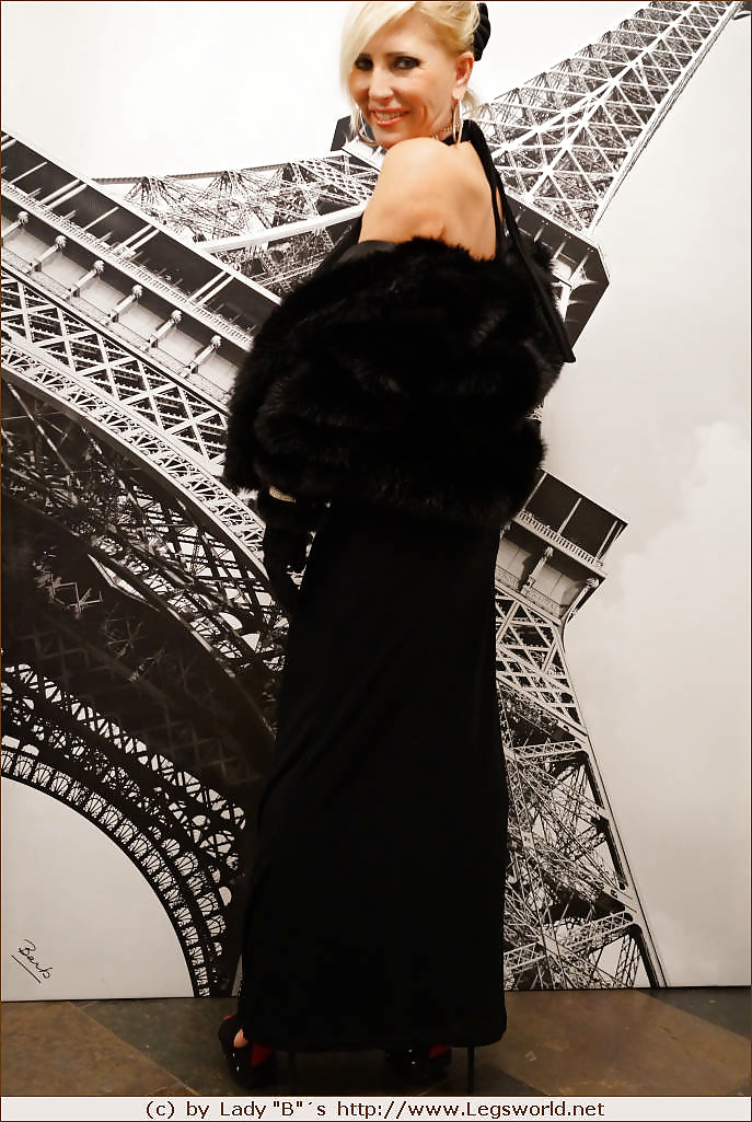 Lady B #26689770