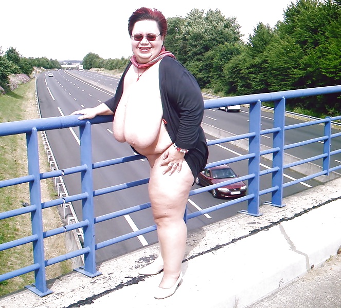 Pillada en la autopista
 #25516728