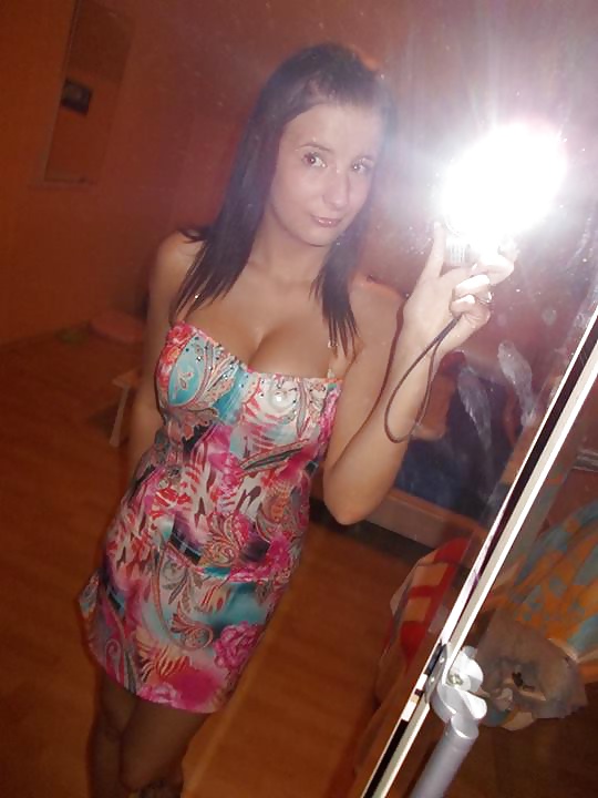 Chicas 
 #29100673