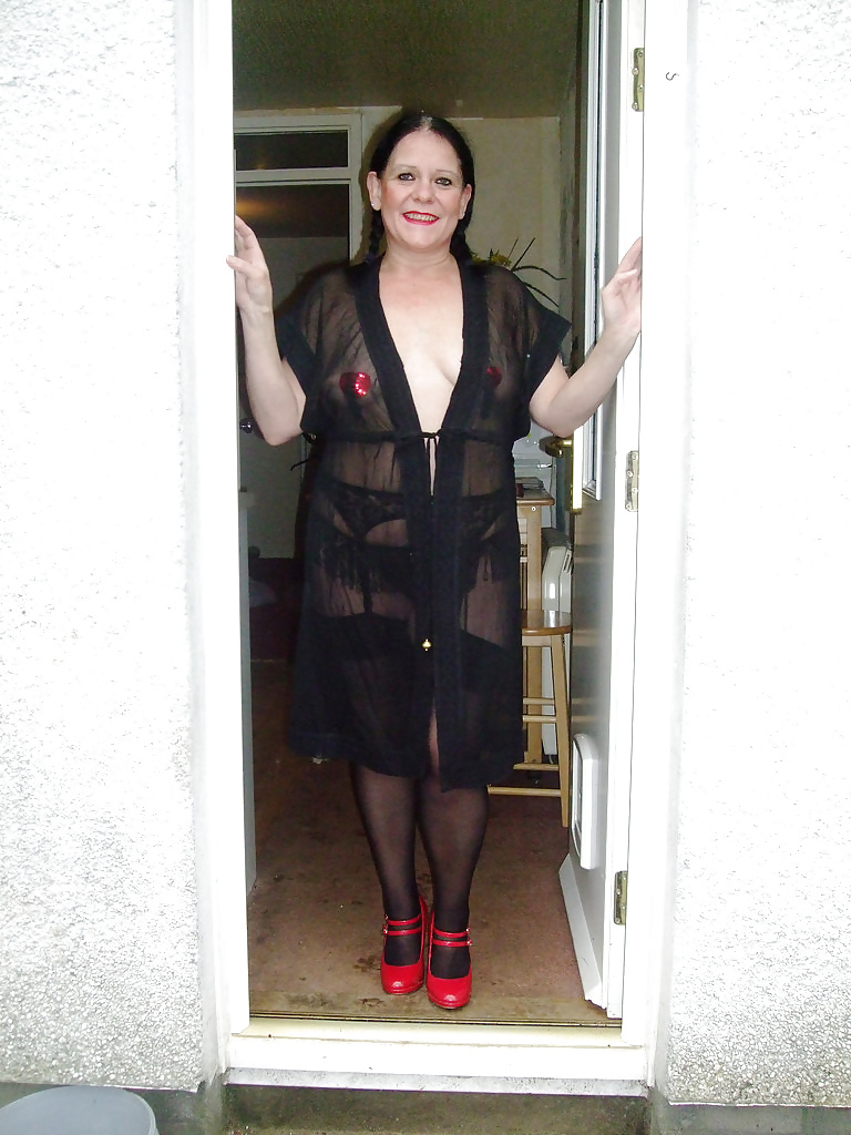 Mature British Wife #24962887