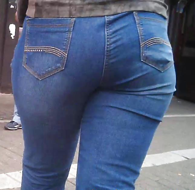 Sexy Milf Ass in Jeans #37880451