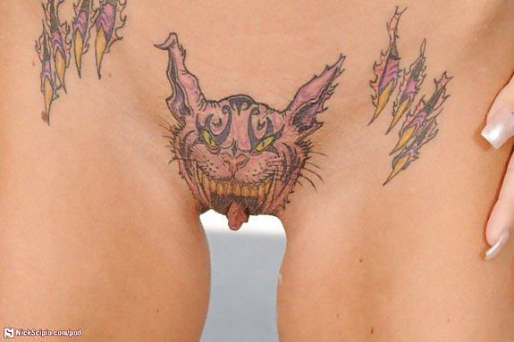 Simple's tatted girls
 #24767152