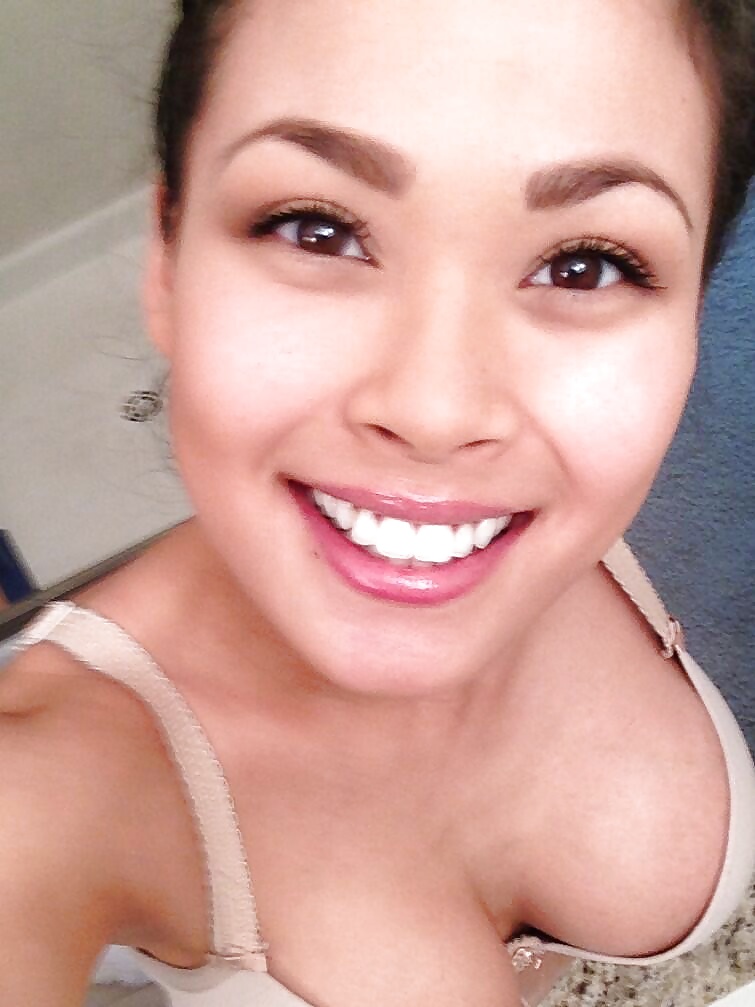 Fine azz gurl
 #27659826