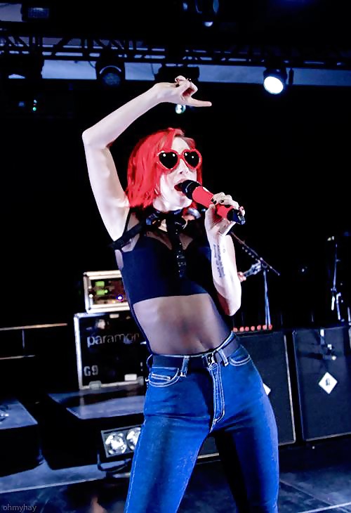 Hayley williams è fottutamente sexy!
 #31633300