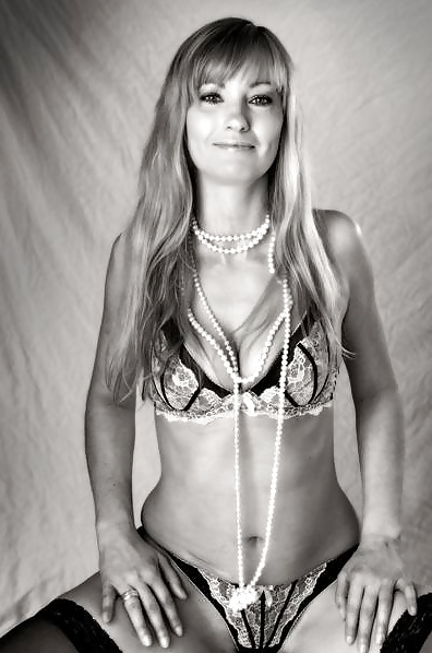 Caro aus Loehne , selbst getestet , fickt wie eine wilde #23931421