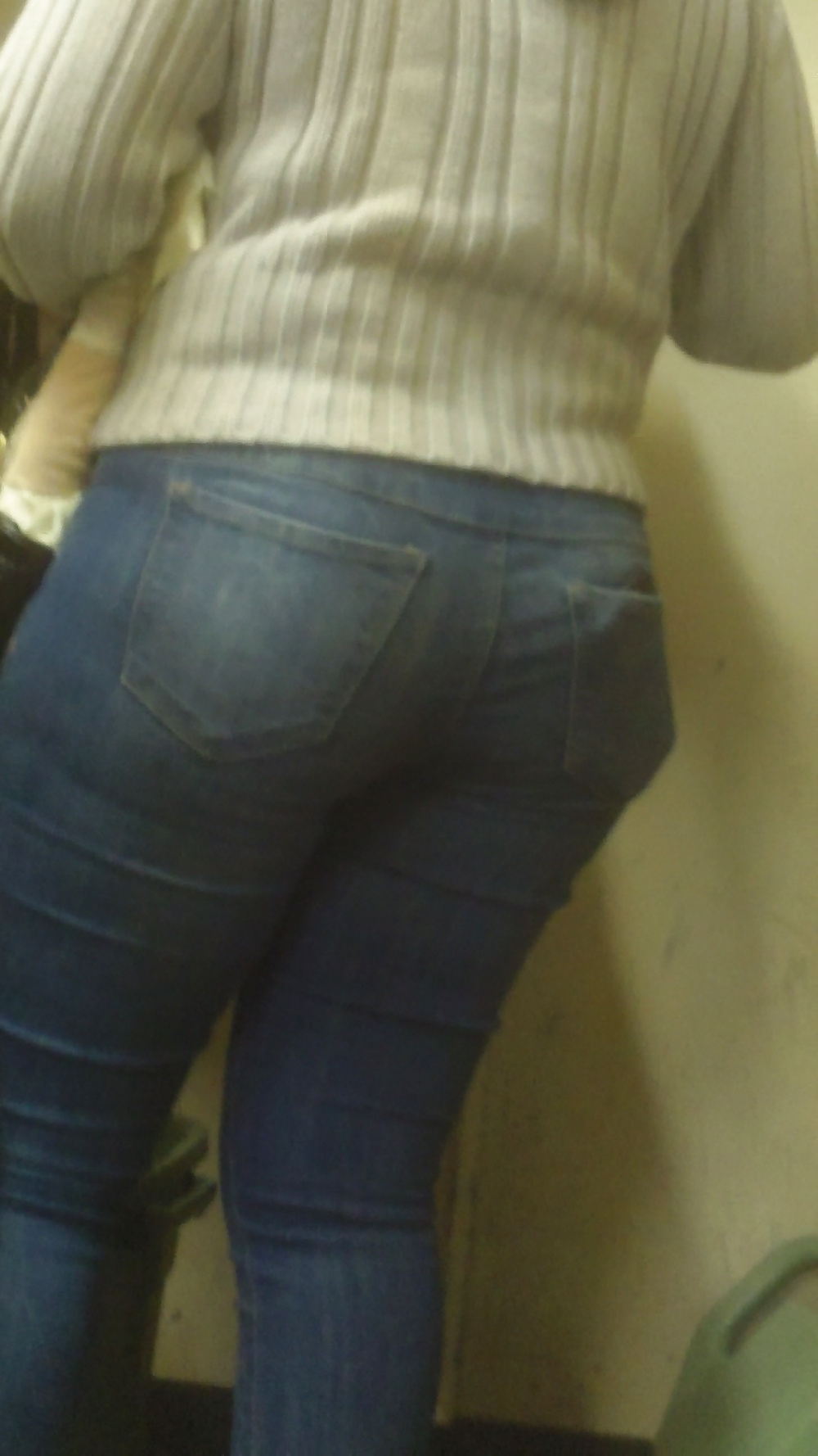 Popular teen girls ass & butt in jeans Part 7 #39944109