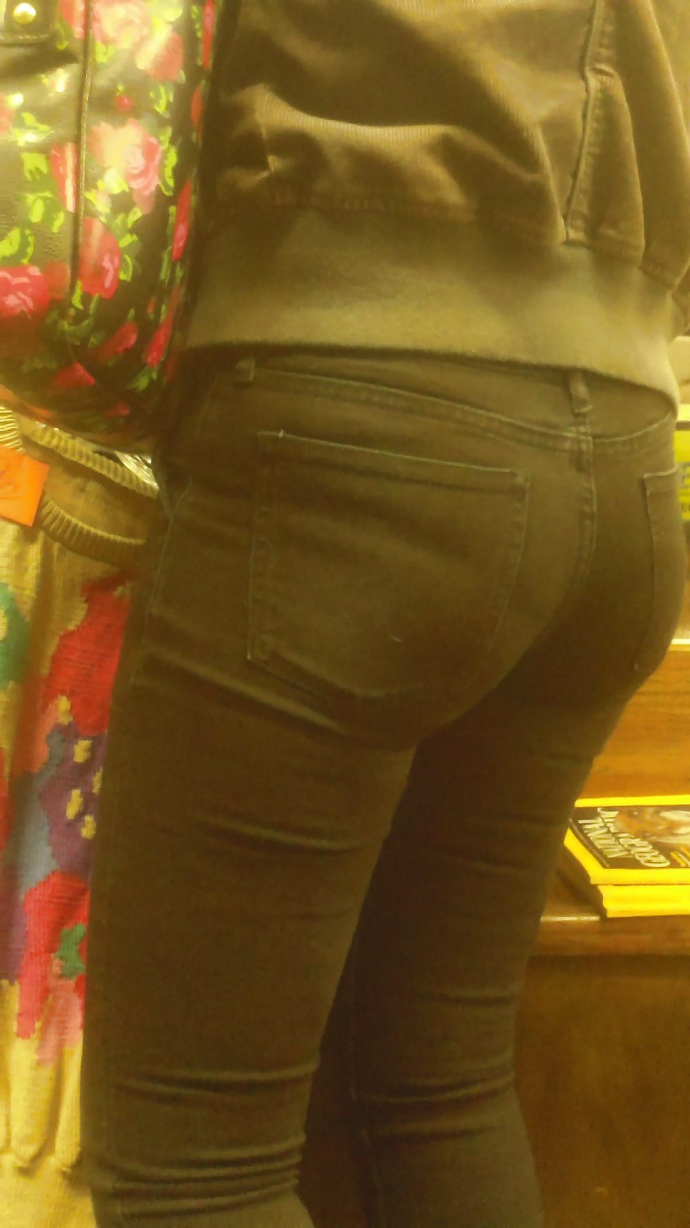 Popular teen girls ass & butt in jeans Part 7 #39947988