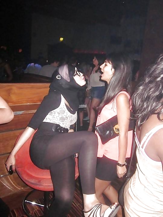 Chicas sexys con hijab
 #25689500