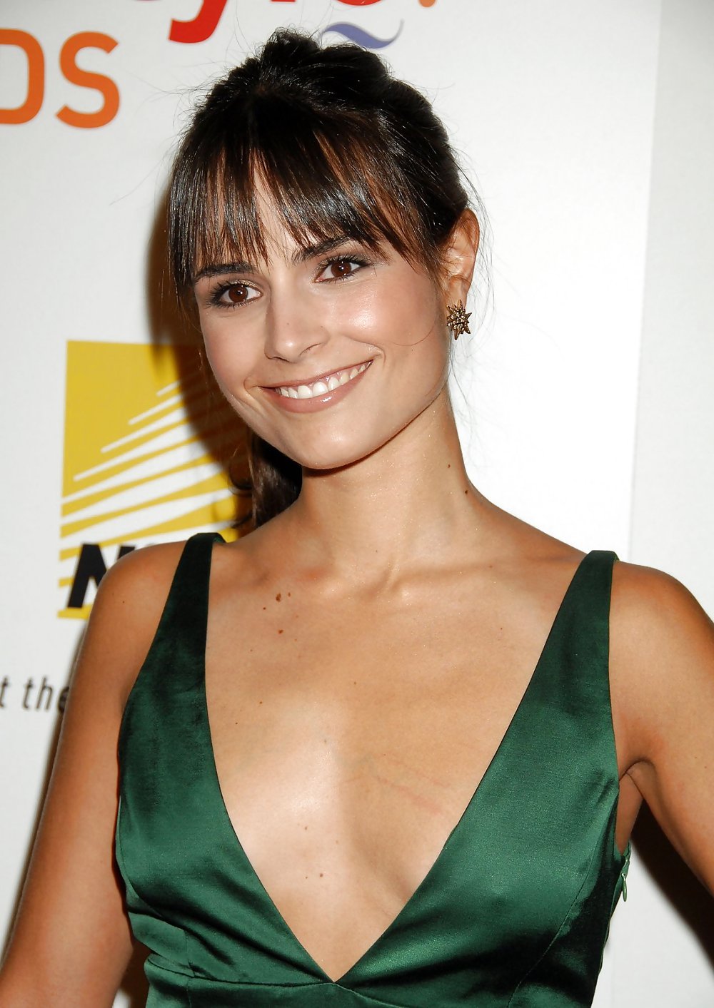 Wanking to Jordana Brewster and her feet #36501014