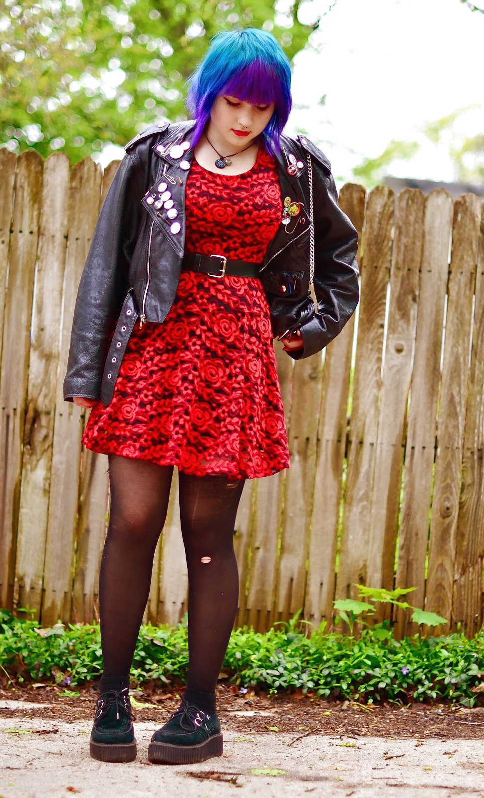 キュートなパンクロッカー
 #27682944