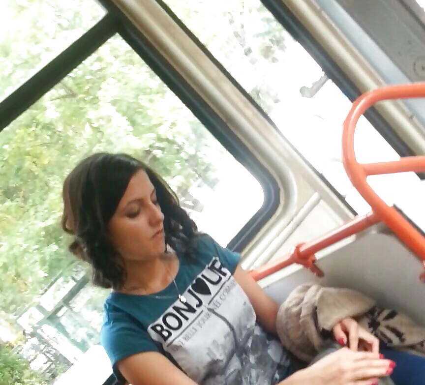 Spion Sexy Teenager In Bus Und Straßenbahn Rumänisch #29784256