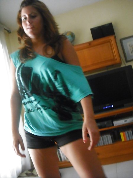 Rubia con dos razones
 #25898221