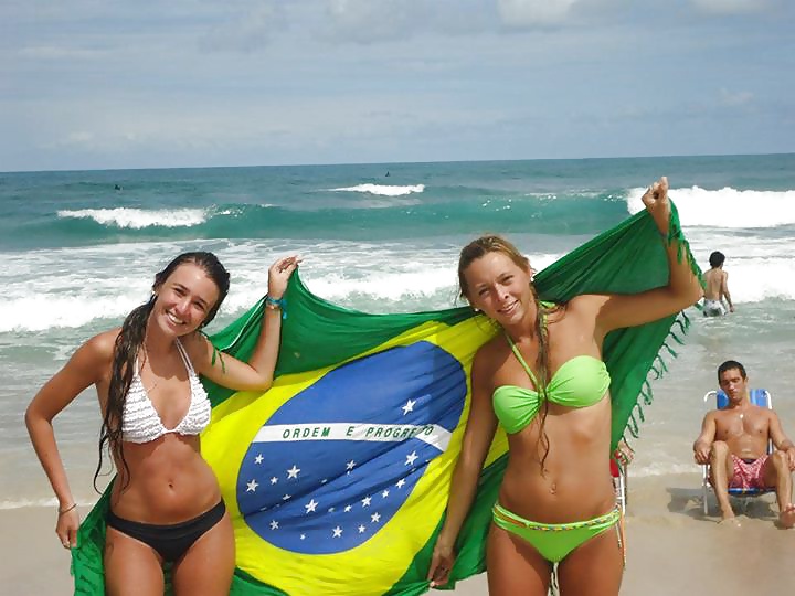 Claudia and friends - Brazil #26941613