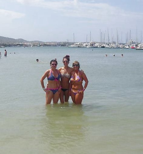 British Donna #32140121