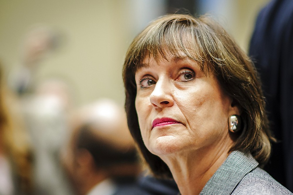 Qualcun altro trova Lois Lerner davvero sexy?
 #37125191