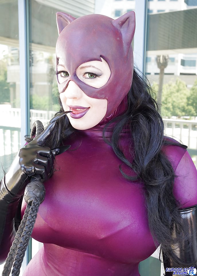 Cosplay #7: belle as catwoman from dc comics
 #24580958