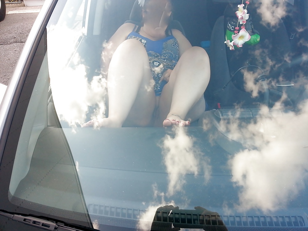 BBW Public Car Flashing #33428776