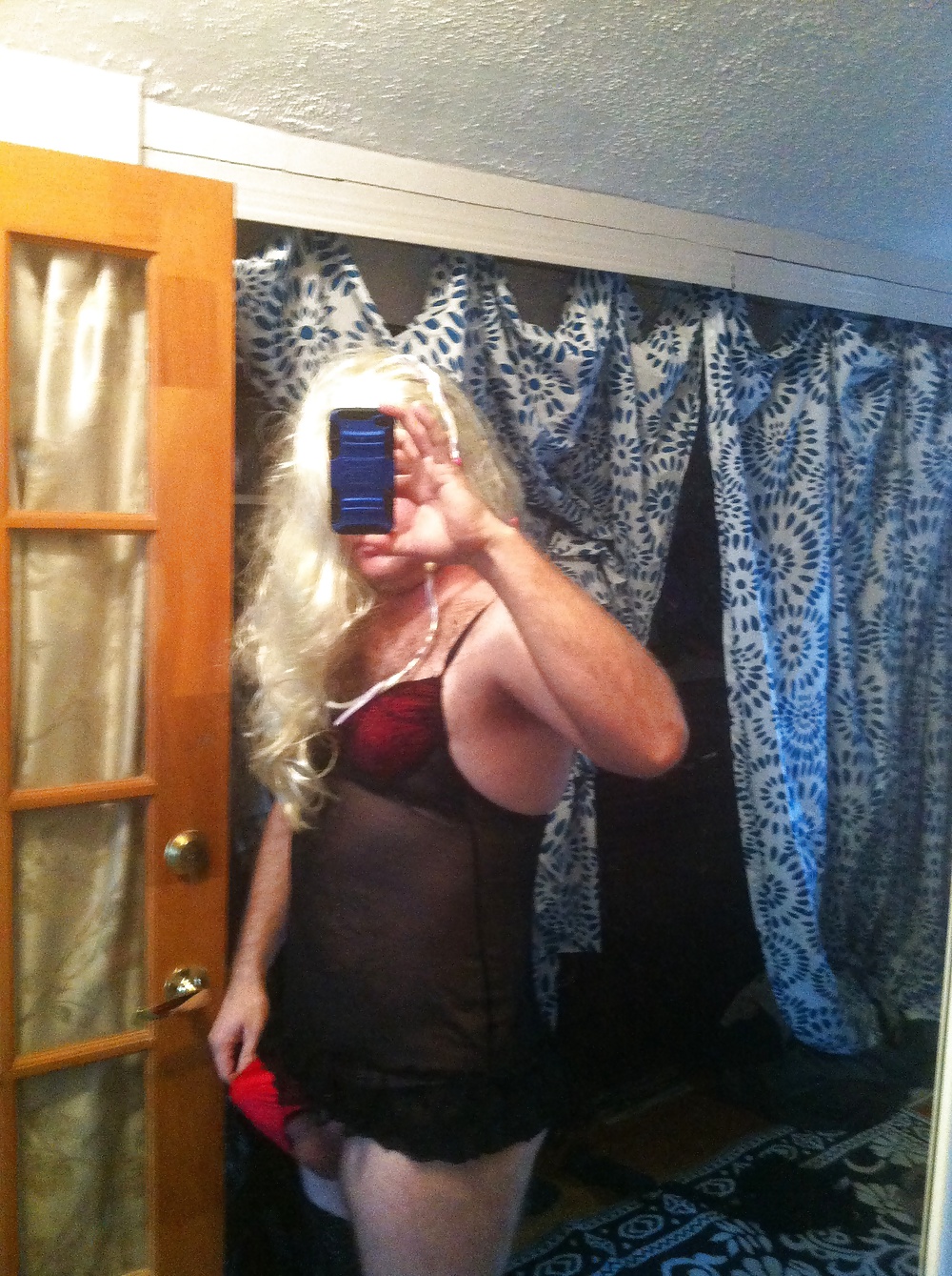 Trying some cross dressing  #39009066