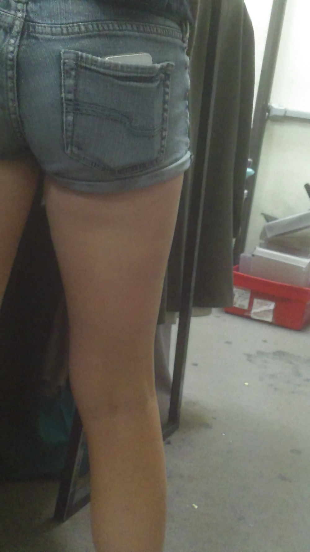 Popular teen girls ass & butt in jeans part 3 #25398204