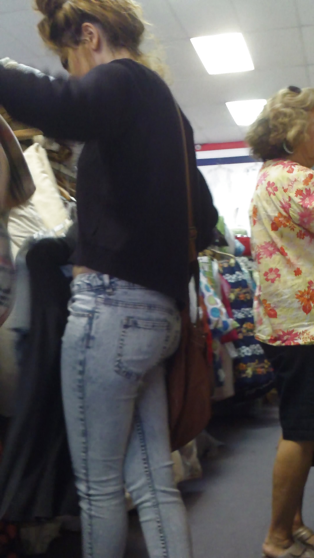Popular teen girls ass & butt in jeans part 3 #25398713