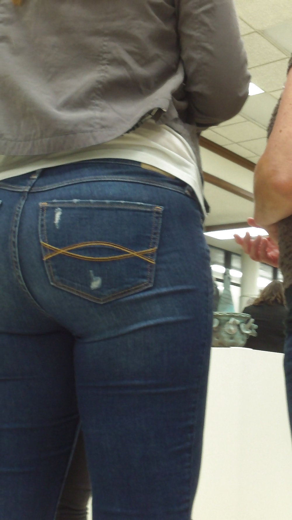 Populäre Jugendlich Mädchen Arsch & Hintern In Jeans Teil 3 #25399391