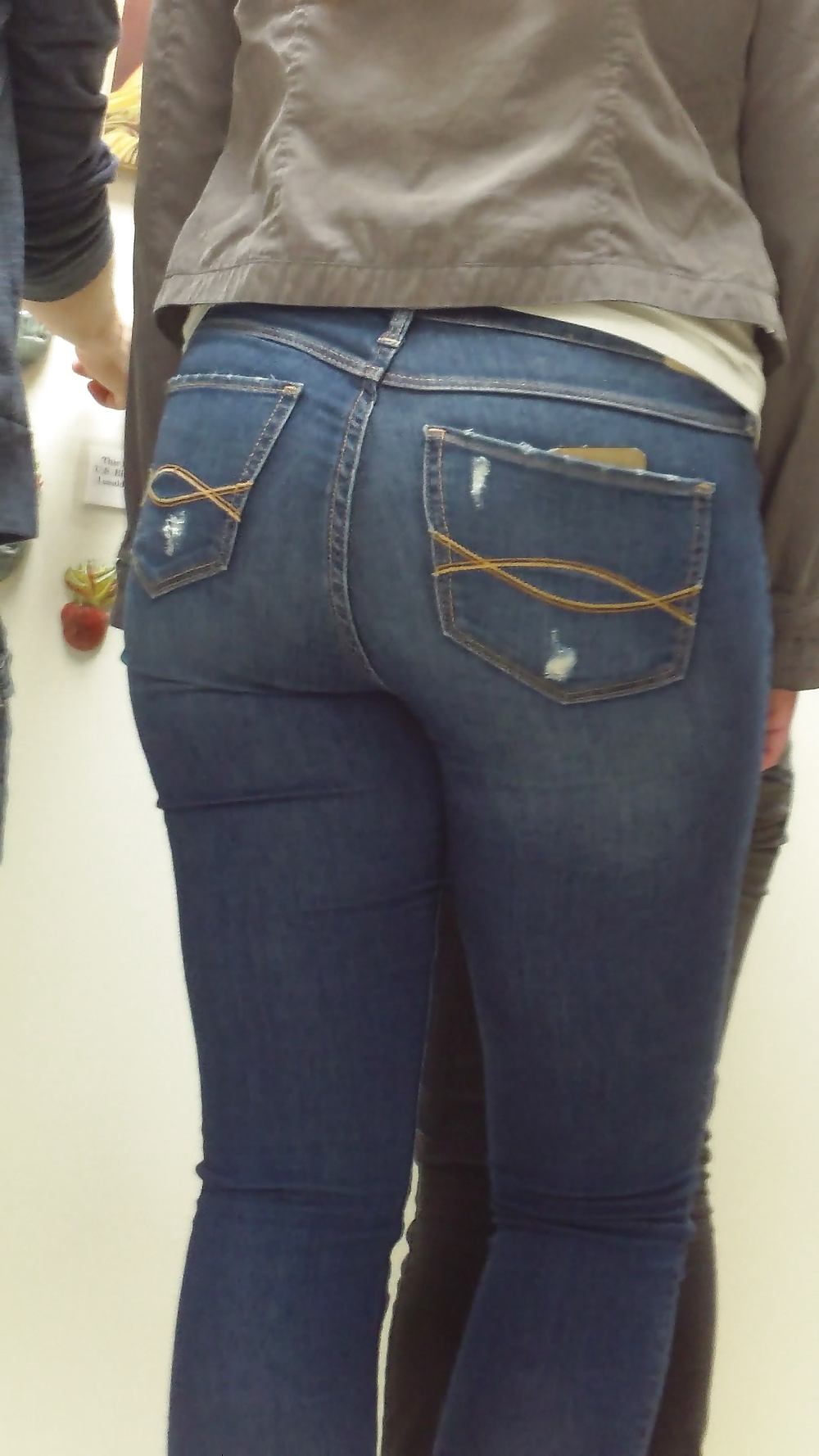 Populäre Jugendlich Mädchen Arsch & Hintern In Jeans Teil 3 #25399697