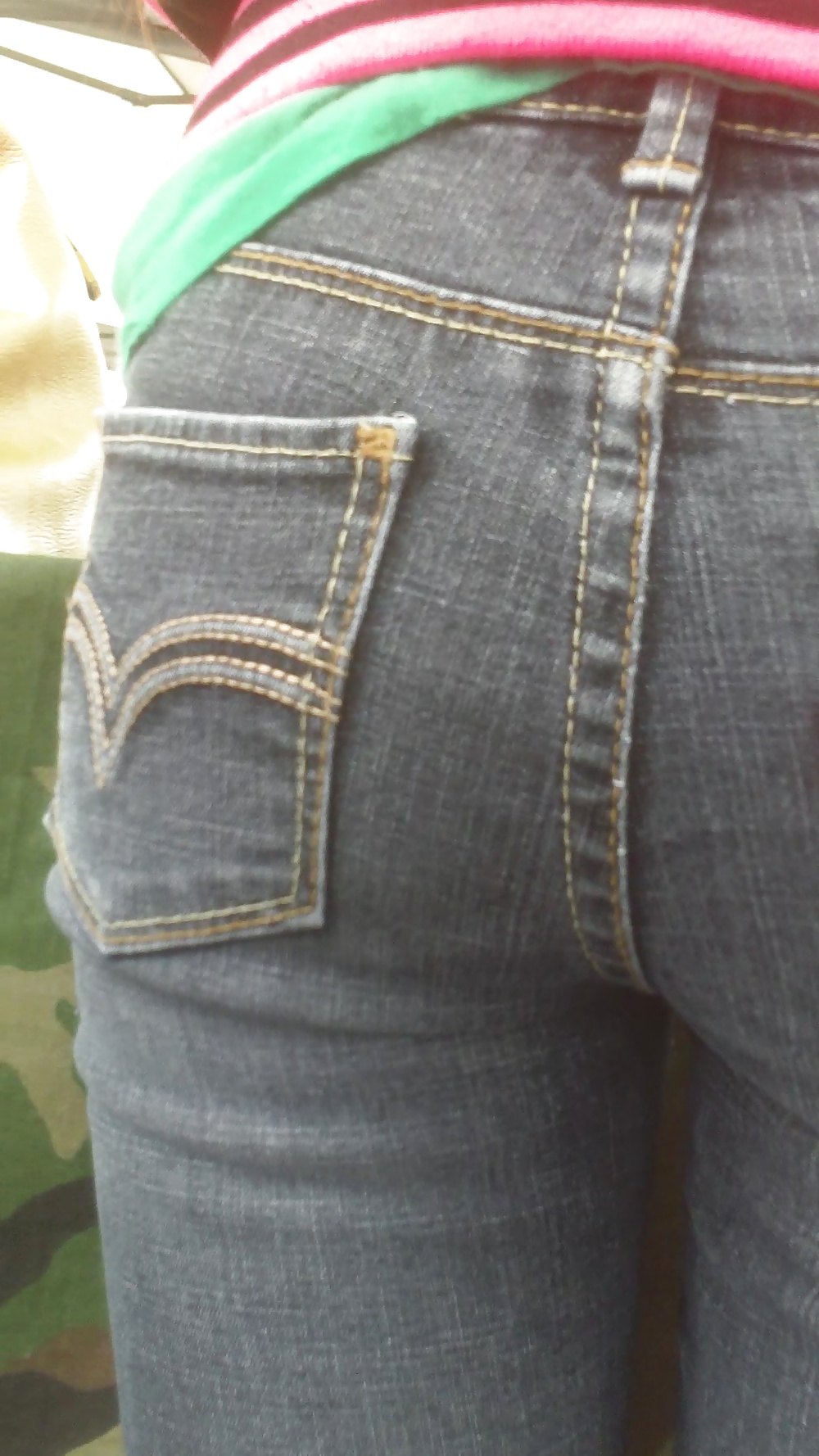 Populares chicas jóvenes culo y trasero en jeans parte 3
 #25401993