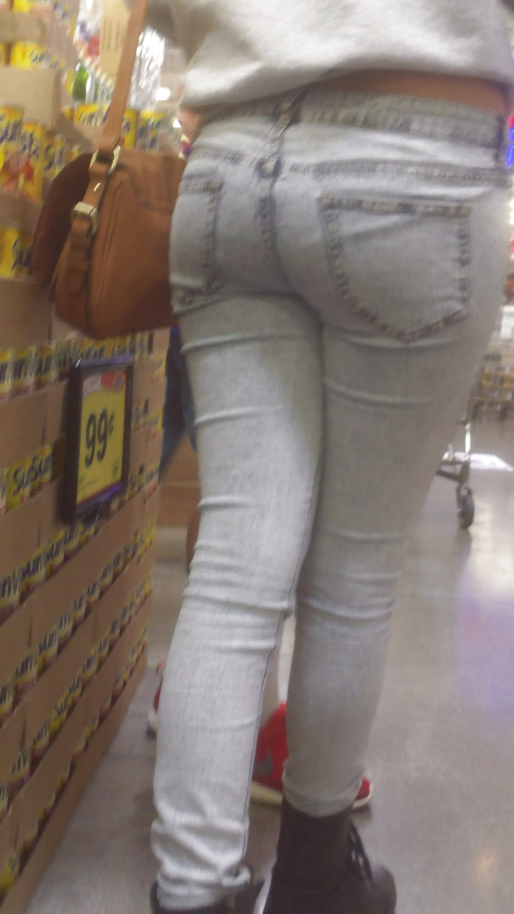 Popular teen girls ass & butt in jeans part 3 #25402392