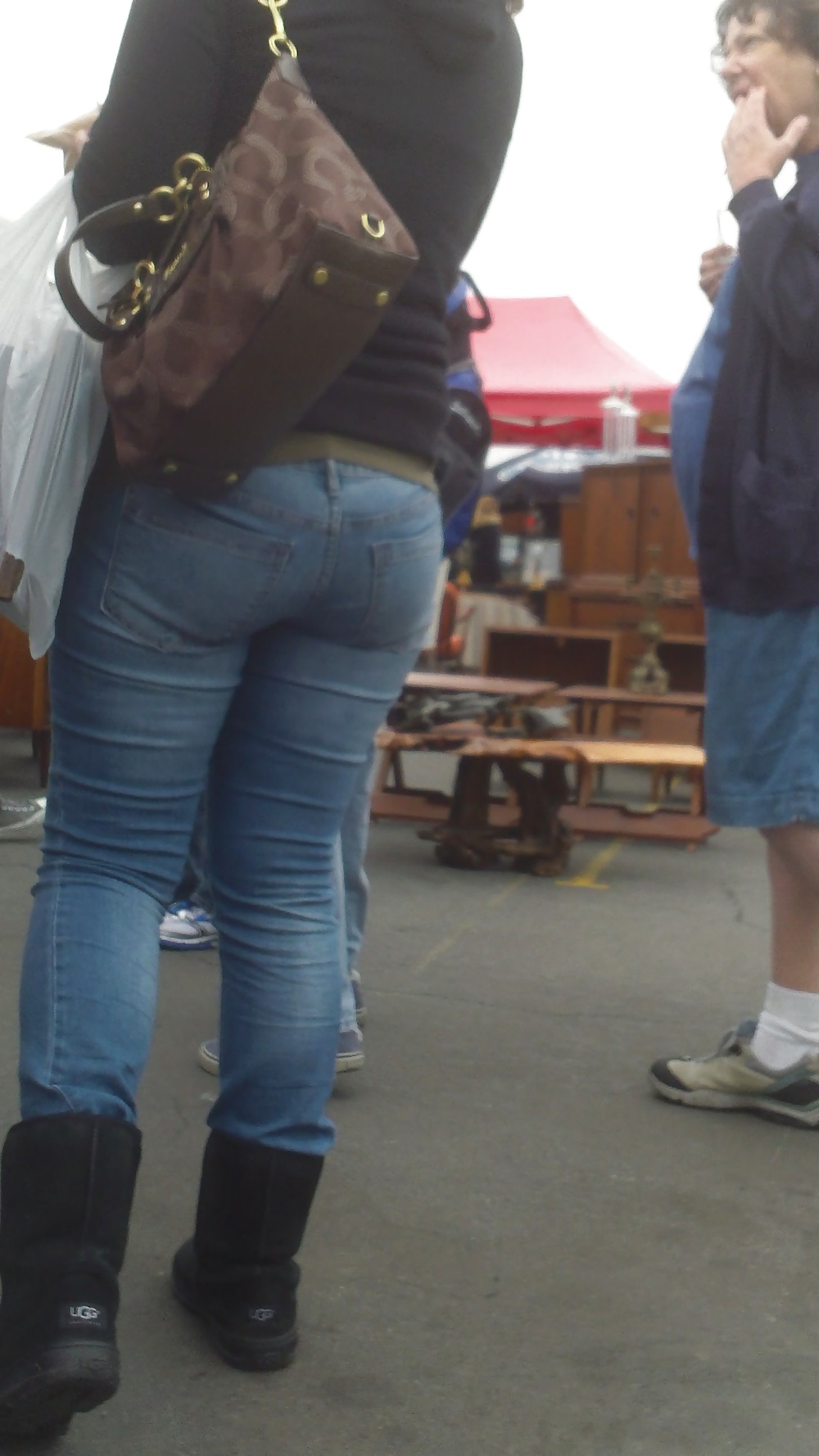 Popular teen girls ass & butt in jeans part 3 #25403861