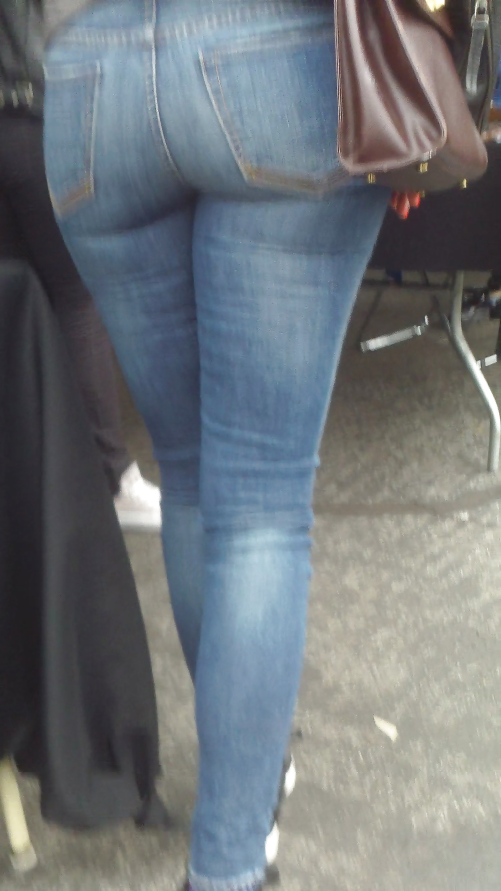 Popular teen girls ass & butt in jeans part 3 #25403912