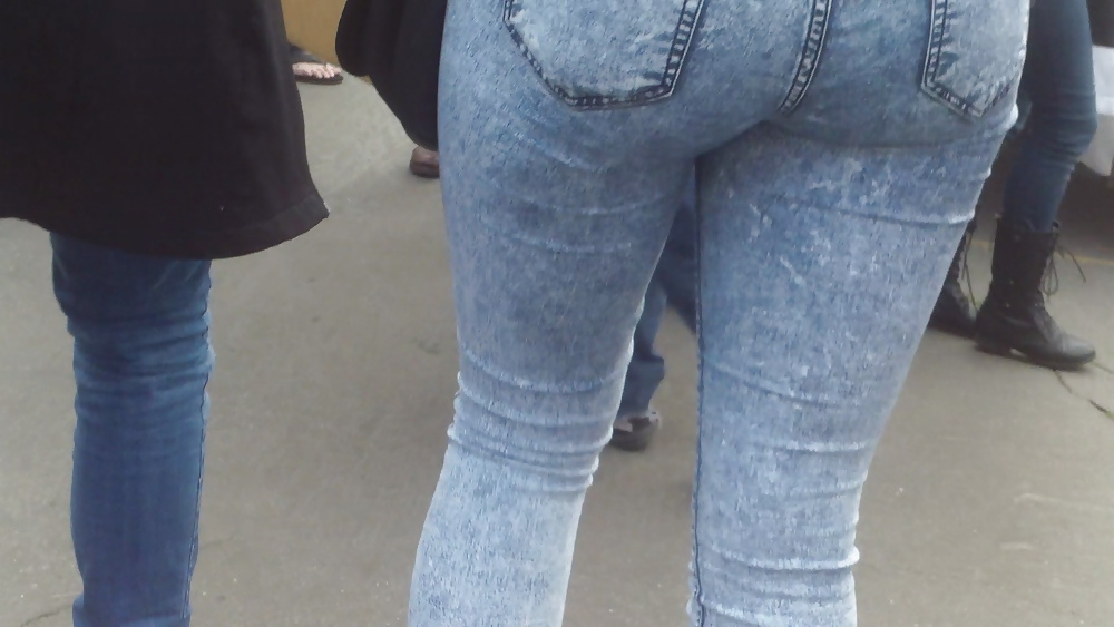 Popular teen girls ass & butt in jeans part 3 #25404228